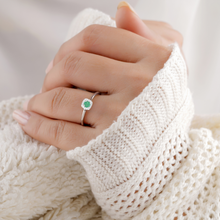 Load image into Gallery viewer, terling Silver Dainty Stackable Ring Emerald Stacking Ring 