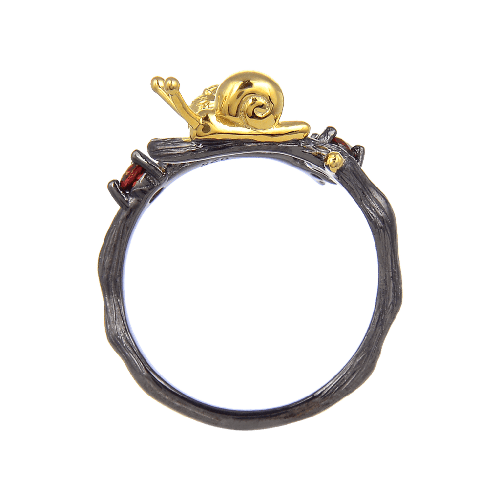 Exotic Nature Inspired Garent Gold Plated Robin Ring.
$ 50 & Under, Garnet, Red, Round, 925 Sterling Silver, 925 Sterling Silver Ð Gold Plated Yellow, Fashion