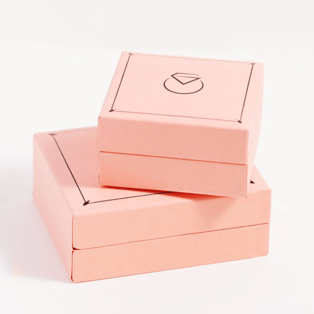 peach box, jewelry unpackaging